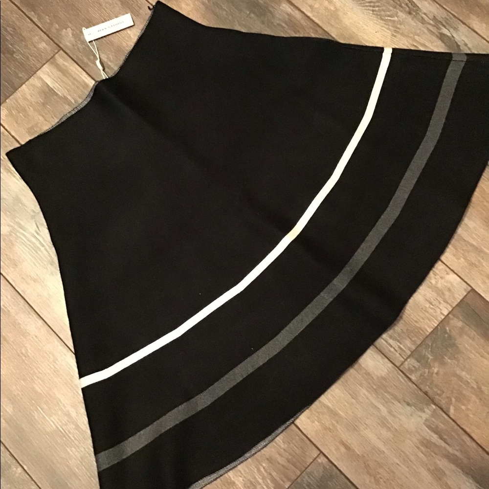 Max Studio brand new with tags cute sweater skirt